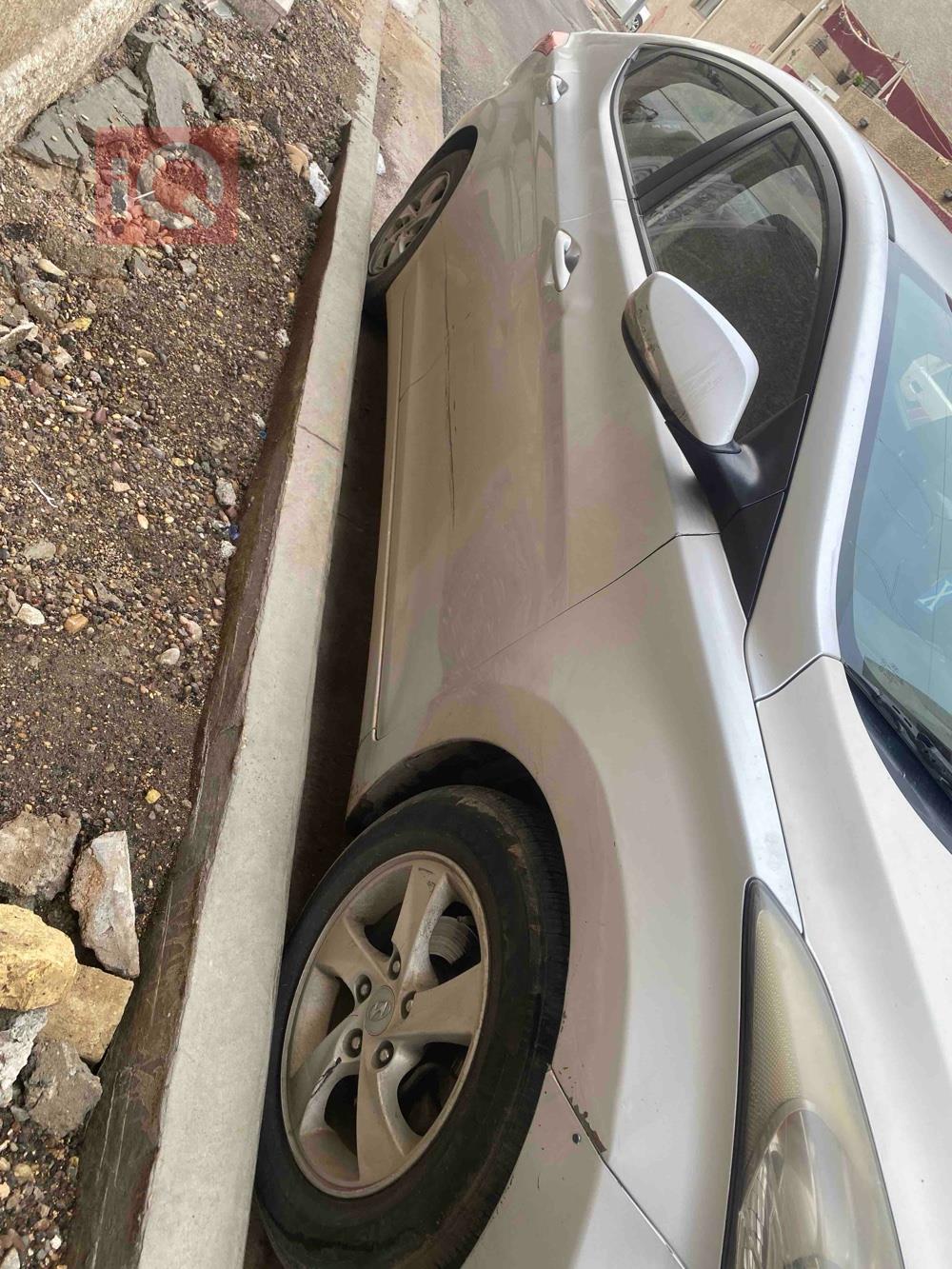 هیوندای ئەڤانتی